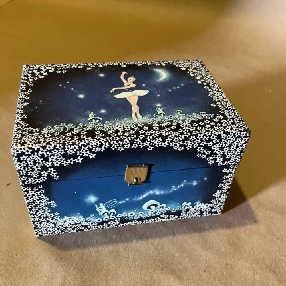 Vintage Ballerina Musical Jewelry Box - Picture 3 of 4
